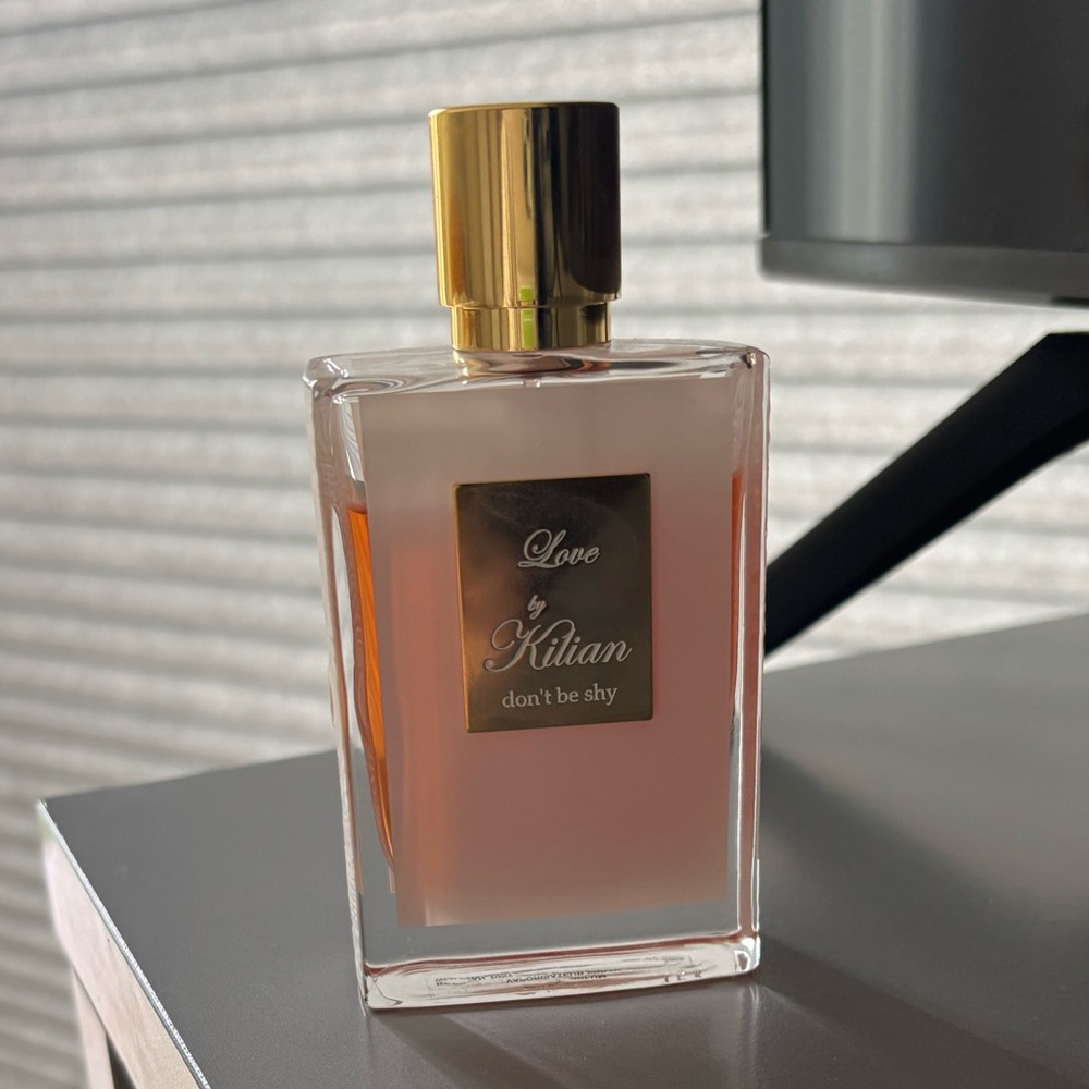 Love, Don’t Be Shy Eua de Parfume 1.7 oz